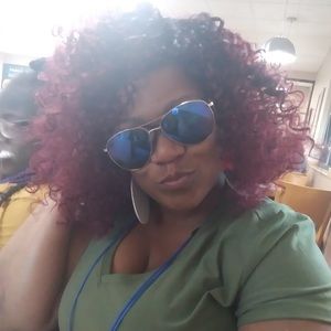 Meet your Posher, Darlene